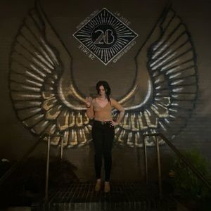 Meet your Posher, Becky